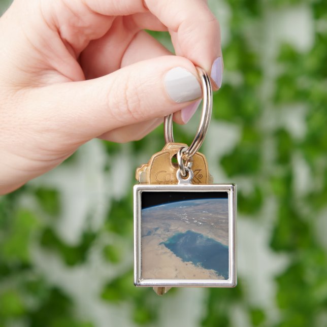 Tropical Blue Waters Of The Persian Gulf. Key Ring (Hand)