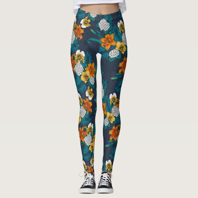 Tropical bouquet on blue leggings (Front)