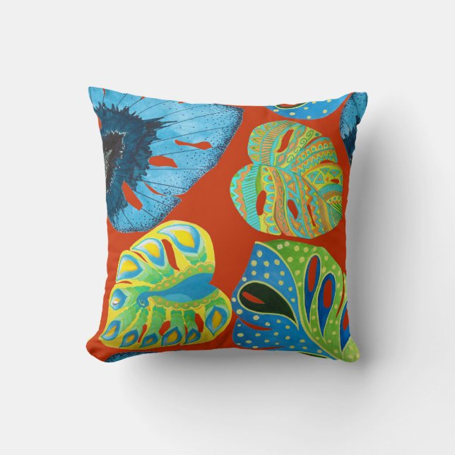 Tropical Chic: Seamless Leafy Pattern. Cushion (Front)