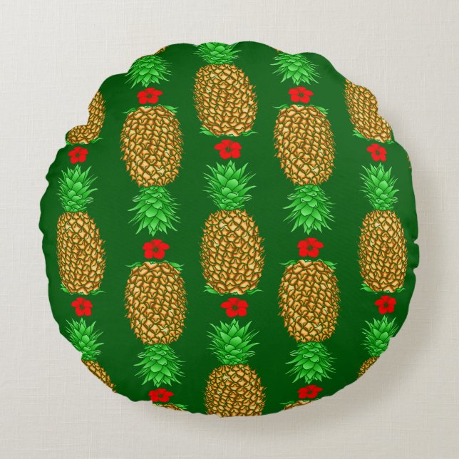 Tropical Christmas Pineapple Warm Xmas Holiday Gre Round Cushion (Front)