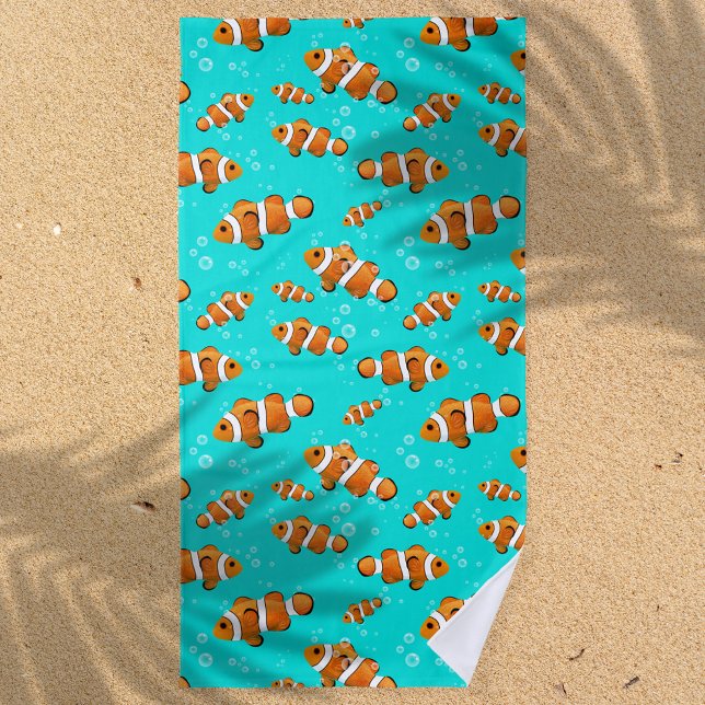 Tropical Clownfish & Bubbles Pattern Beach Towel (Tropical Clownfish Pattern Beach Towel)