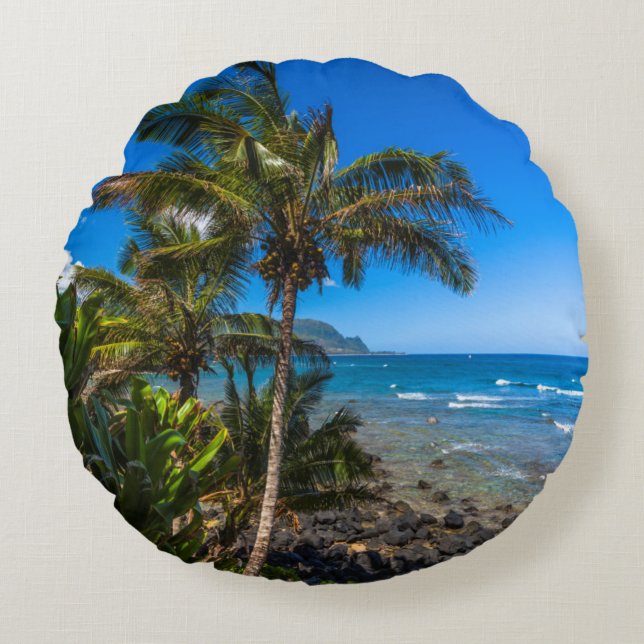 Tropical coastline round cushion (Front)
