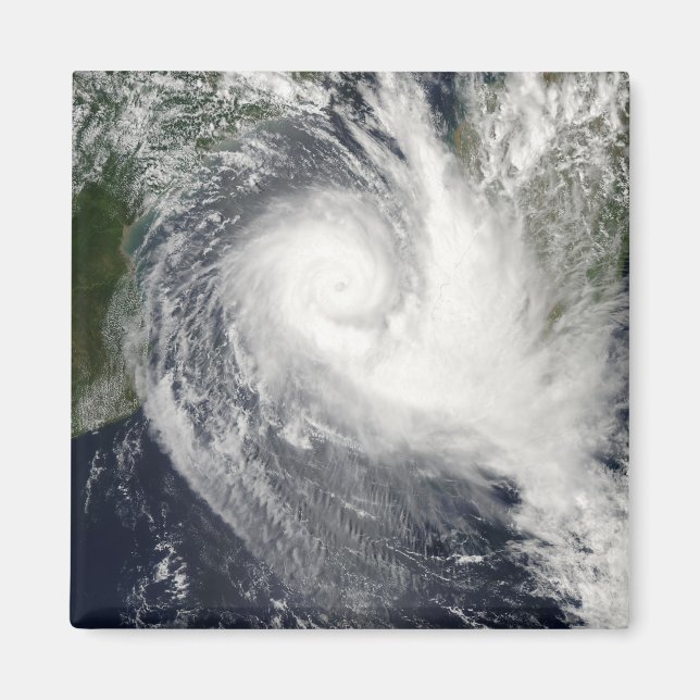 Tropical cyclone Boloetse Magnet (Front)