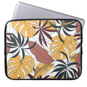 Tropical leaves: vibrant seamless background. laptop sleeve