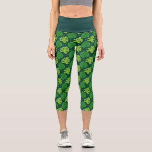 Tropical pattern with liana and monstera leaves capri leggings