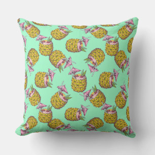 Tropical Piña Colada Pattern –Refreshing Summer Cushion