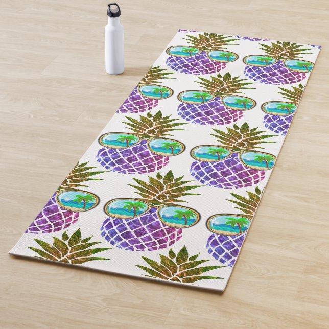 Tropical pink purple pineapple yoga mat (In Situ)