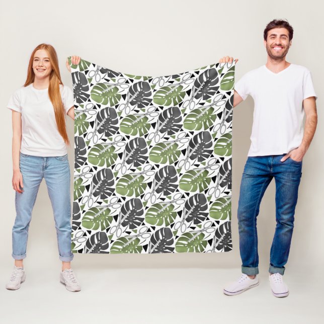 Tropical print monstera leaves scissors jungle exo fleece blanket (In Situ)