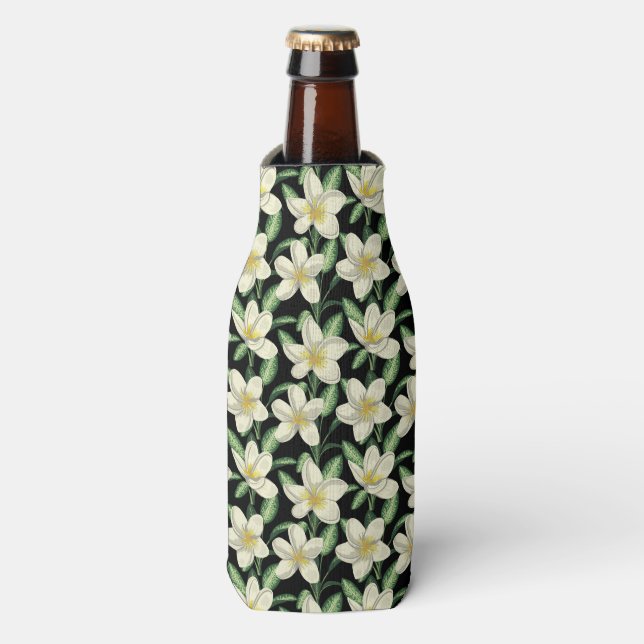 Tropical seamless pattern white flowers green leaf bottle cooler (Bottle Front)