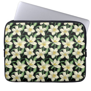 Tropical seamless pattern white flowers green leaf laptop sleeve