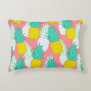 Tropical seamless pattern with exotic pineapples. decorative cushion