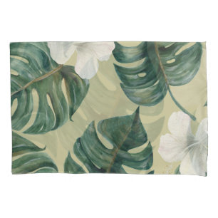 Tropical watercolor plants: seamless pattern. pillowcase