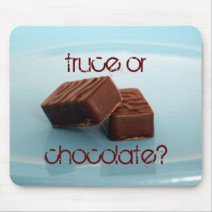 truce or, chocolate? mouse pad