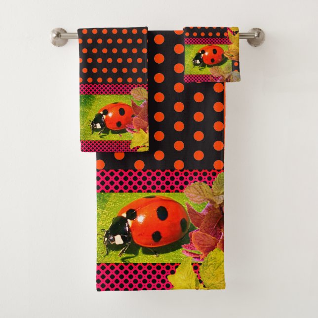 True Love Bug Ladybug Bath Towel Set (Insitu)