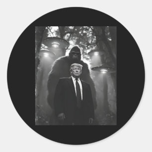Trump Bigfoot Ufo Alien Encounter Uap Invasion Con Classic Round Sticker