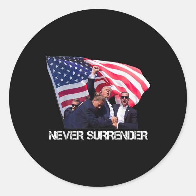 Trump Never Surrender Tee  Classic Round Sticker (Front)