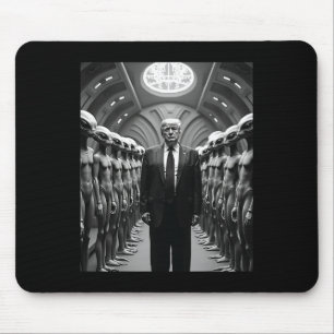 Trump With Aliens Conspiracy Theory Ufo Visitation Mouse Pad