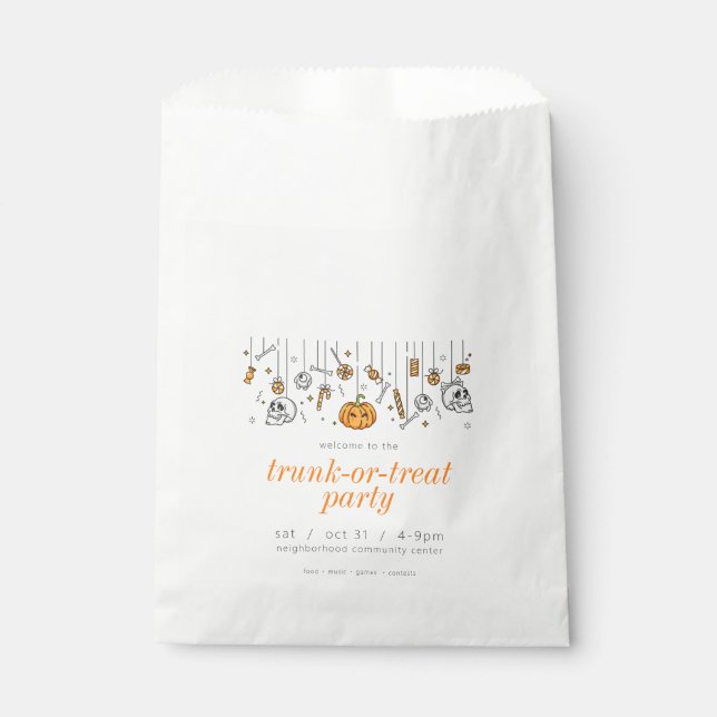 Trunk or Treat Modern Chic Halloween Party Favour Bag (Front)