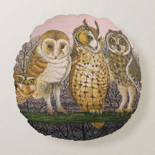 Tu-whit Tu-whooing Round Cushion