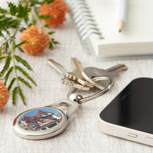 Tudor oak frame building, Edinburgh, Scotland Key Ring (Side)