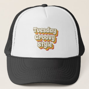 Tuesday Groovy Style 70er Retro Design Trucker Hat