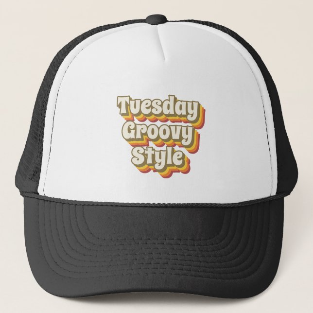 Tuesday Groovy Style 70er Retro Design Trucker Hat (Front)