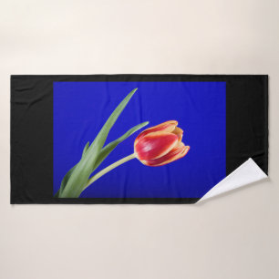 Tulip on blue background bath towel set