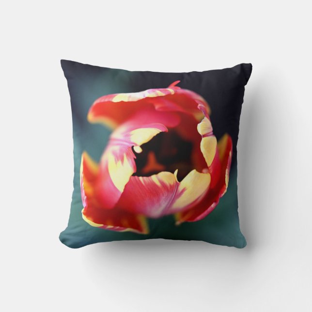 Tulip Pillow Cover (Front)