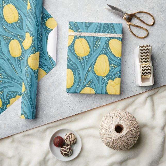 Tulips in blue and yellow wrapping paper (Crafts)