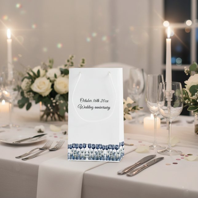 Tulips in Delft Blue  Small Gift Bag (Creator Uploaded)