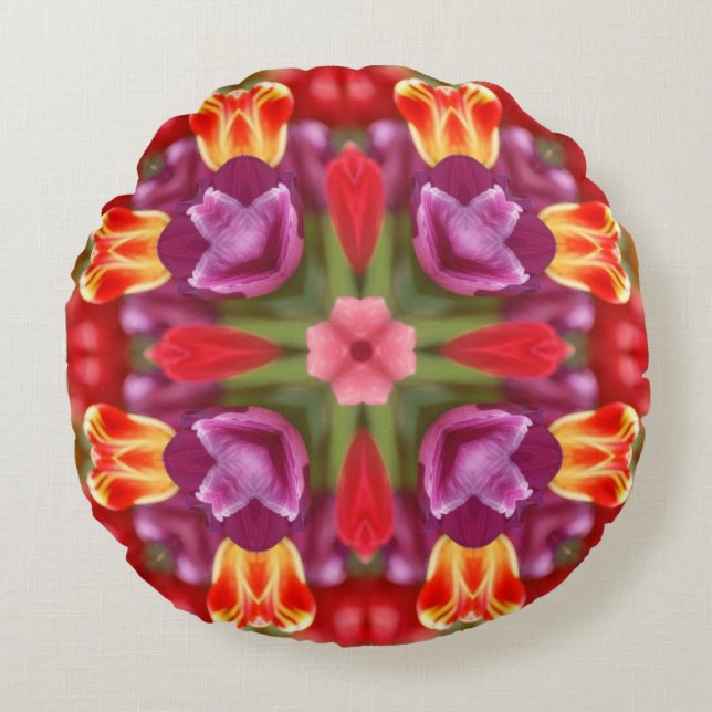 Tulips Kaleidoscope  Round Cushion (Front)