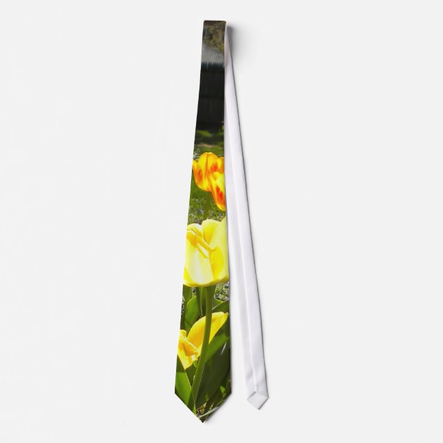Tulips tie (Front)