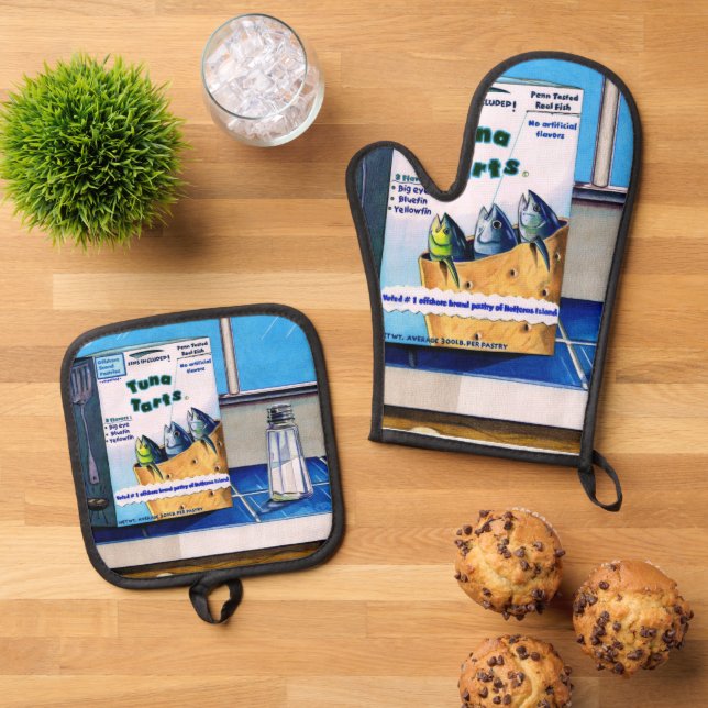Tuna Tarts Oven Mitt & Pot Holder Set (Top Down)