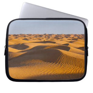 Tunisia, Ksour Area, Ksar Ghilane, Grand Erg 4 Laptop Sleeve