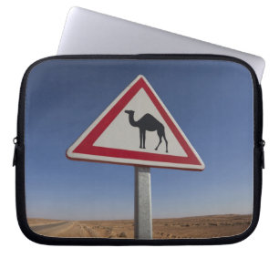 Tunisia, Ksour Area, Ksar Ghilane, Grand Erg 6 Laptop Sleeve