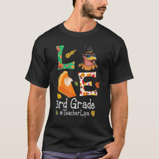 Turkey Pilgrim Thanksgiving Day LOVE 3rd Grade Tea T-Shirt