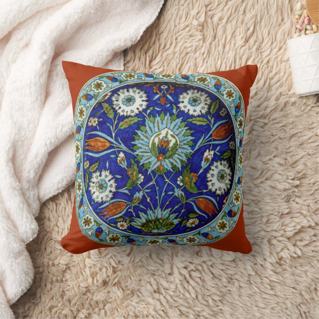 Turkish Iznik Symmetrical Pattern Flower Motif Cushion (Blanket)