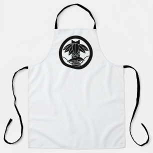 Turn into a circle, cut bamboo bamboo and bamboo b apron