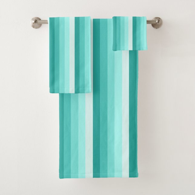 Turquoise shadow stripes bath towel set (Insitu)