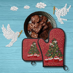Turtle doves in Christmas background red Oven Mitt & Pot Holder Set