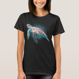 Turtle in low polygon T-Shirt