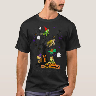 Turtles Witch On Tree Pumpkin Bats Happy Halloween T-Shirt