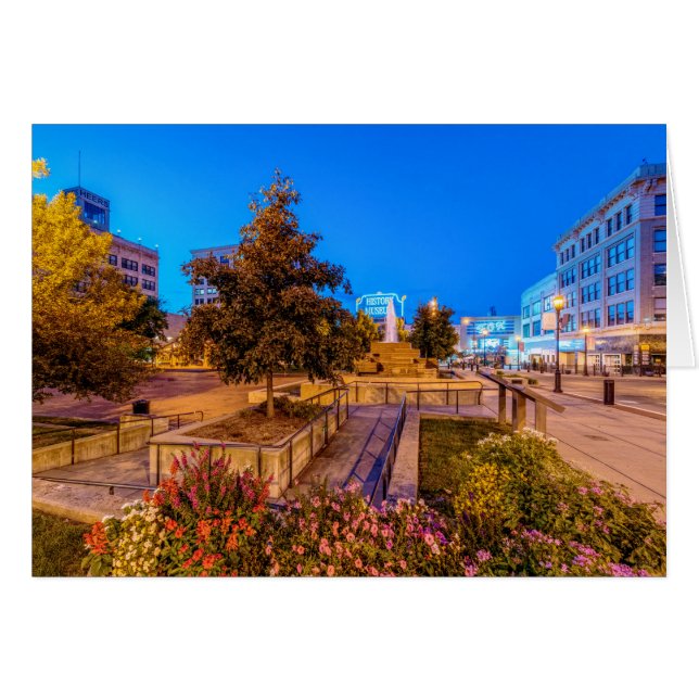 Twilight At Park Central Square Greeting Card (Front Horizontal)