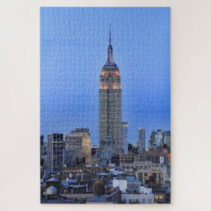 Twilight: EmpStBldg lit up Pink - 04 Jigsaw Puzzle