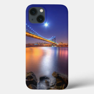 Twilight, George Washington BridgePalisades, NJ. iPhone 13 Case