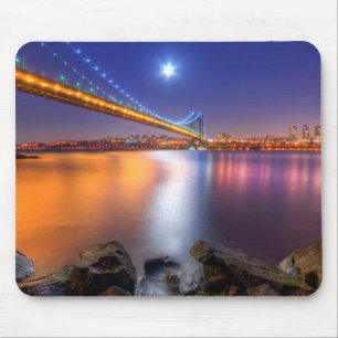 Twilight, George Washington BridgePalisades, NJ. Mouse Pad