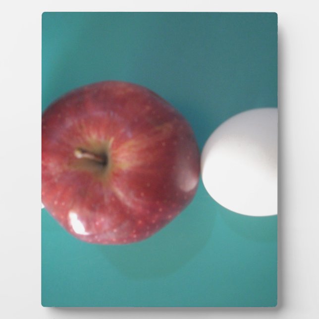 Twin Egg red apple for a pie.JPG Plaque (Front)