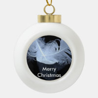 Twin flame feathers and reflection