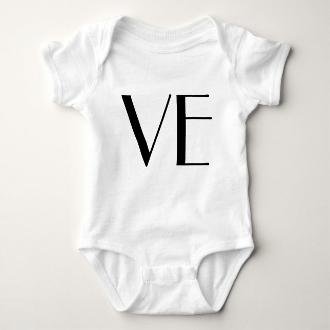 Twin love baby bodysuit (Front)