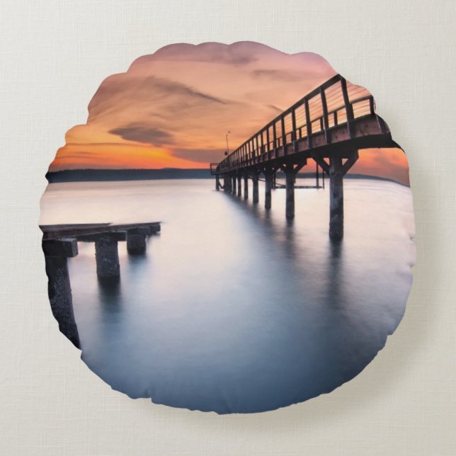 Twin Spits Round Cushion (Front)